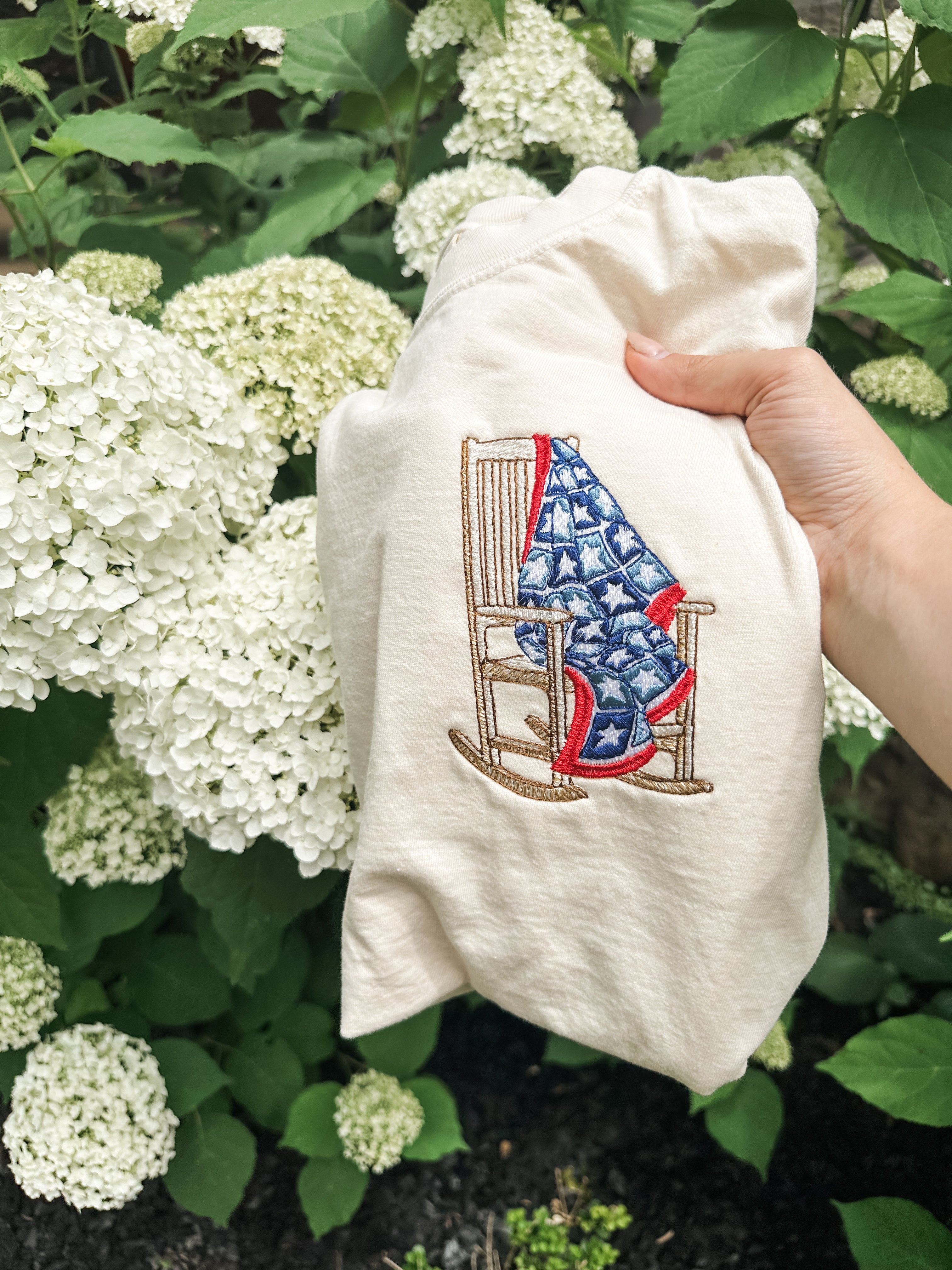 rocking chair quilt tee
